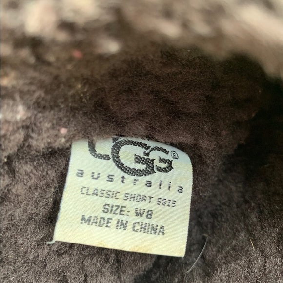 Chocolate Brown Authentic Classic Uggs - Picture 7 of 10